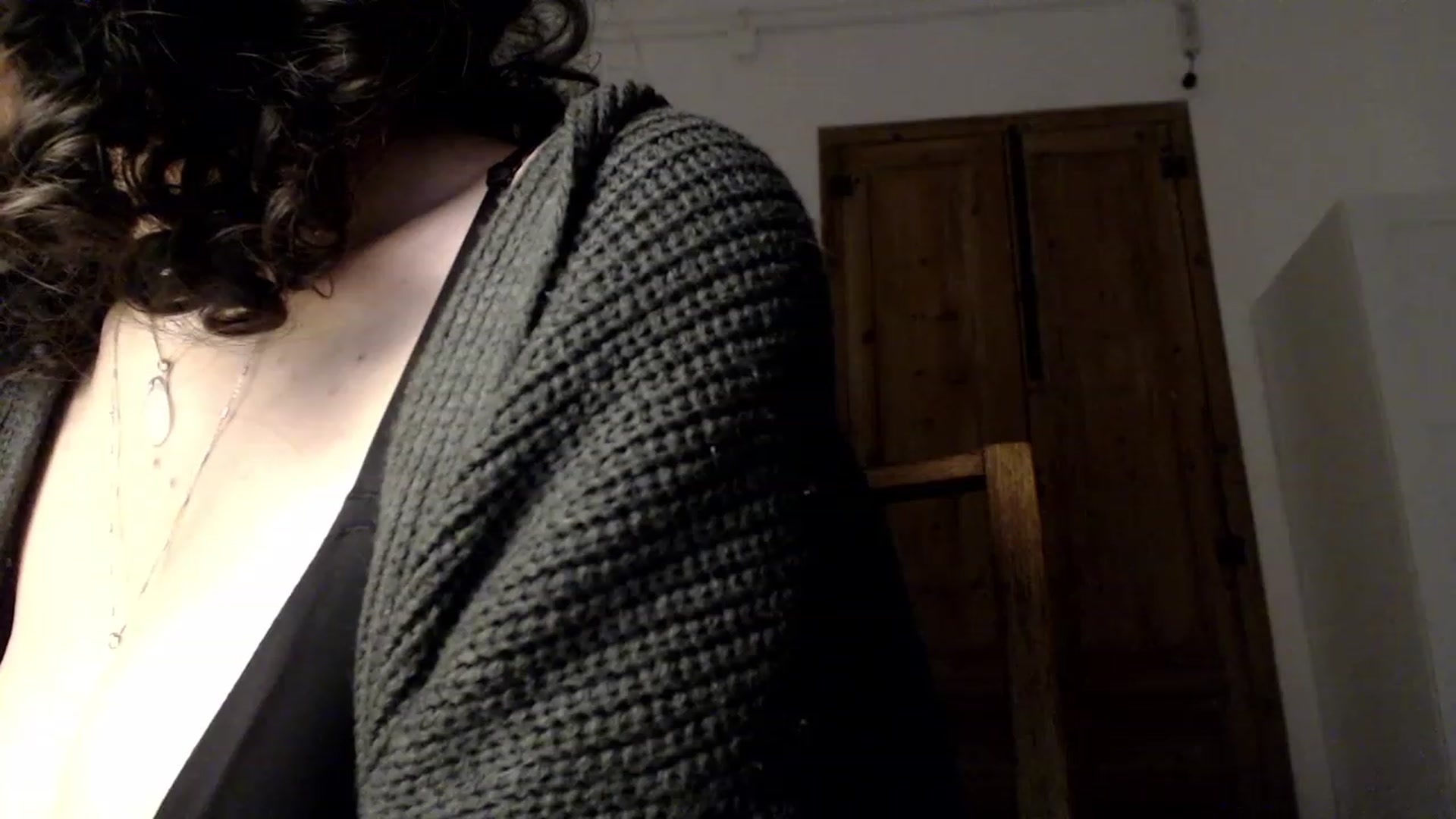 Gallery image thumbnail from LolasPie's myfreecams stream on, 11/27/2022, 16:44 image 16 of 20