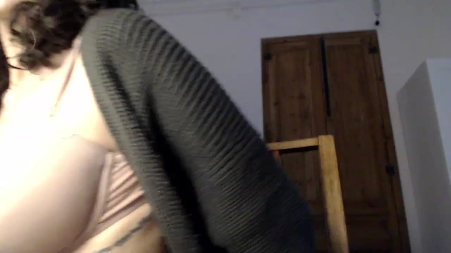Gallery image thumbnail from LolasPie's myfreecams stream on, 11/28/2022, 09:48 image 17 of 20