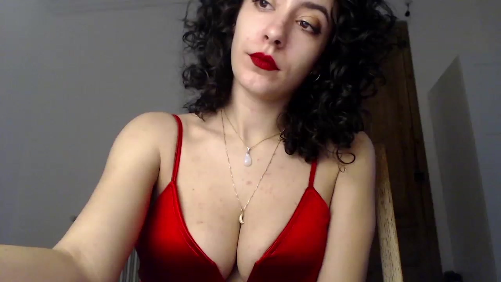 Gallery image thumbnail from LolasPie's myfreecams stream on, 01/01/2023, 16:12 image 10 of 20