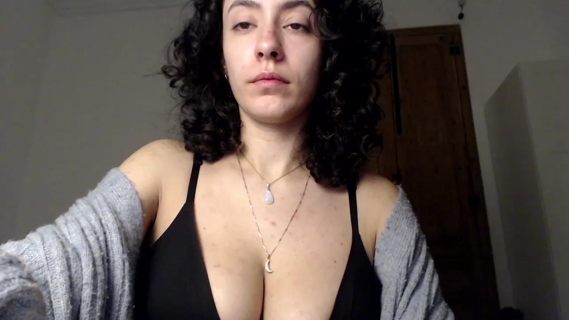 Gallery image thumbnail from LolasPie's myfreecams stream on, 01/01/2023, 18:09 image 20 of 20