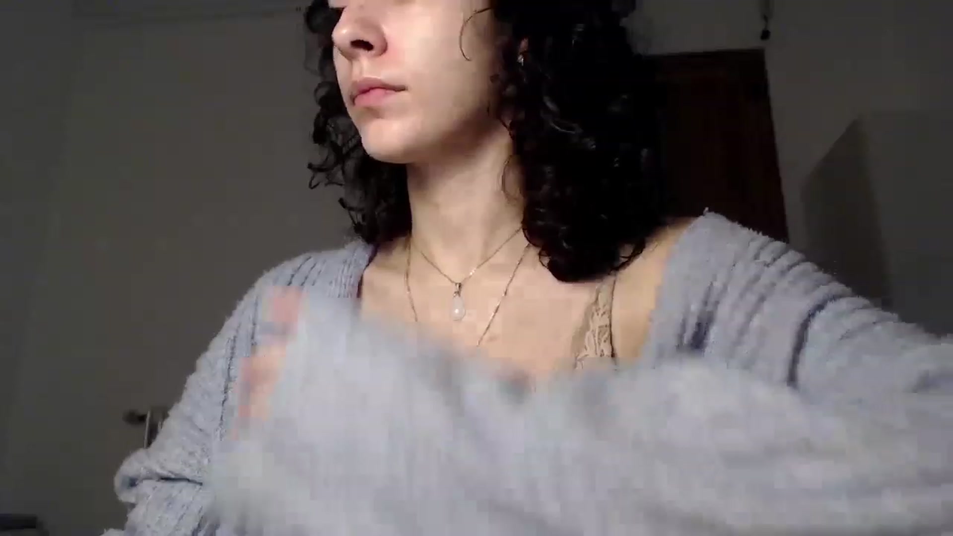 Gallery image thumbnail from LolasPie's myfreecams stream on, 01/02/2023, 17:37 image 5 of 20