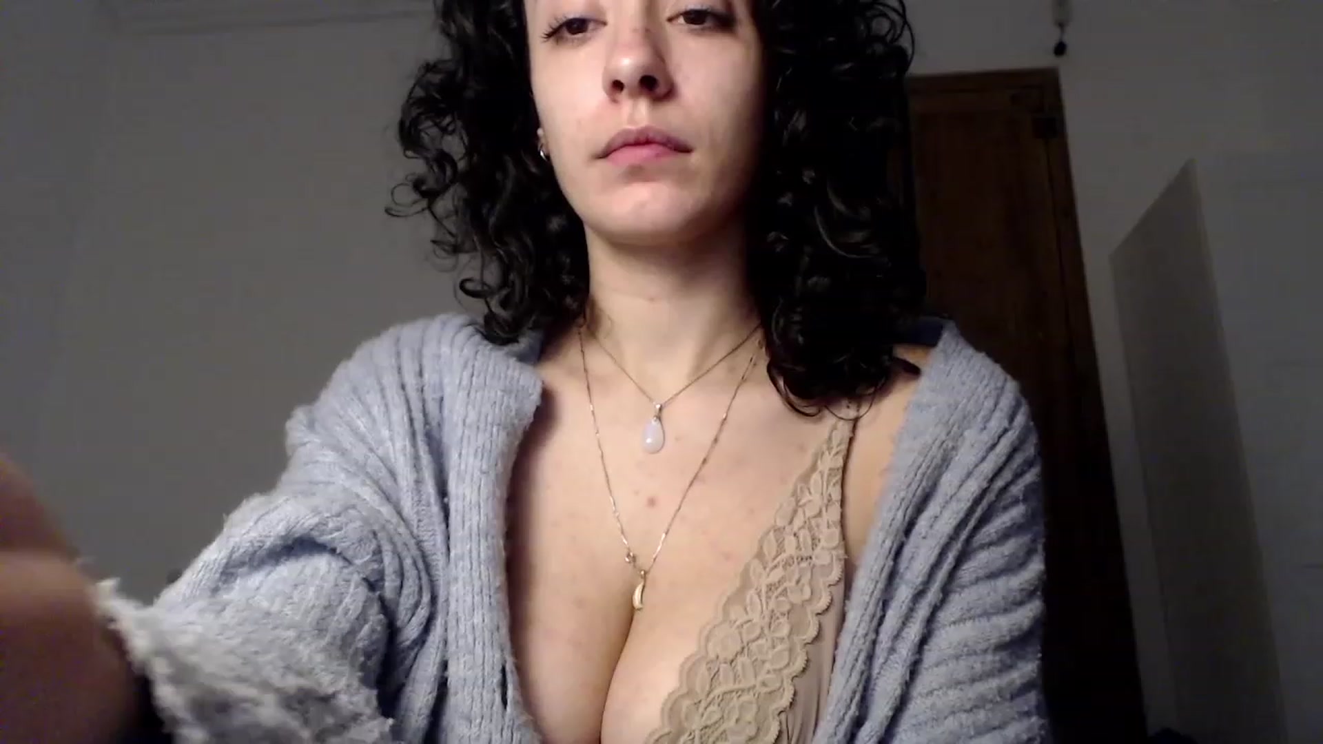 Gallery image thumbnail from LolasPie's myfreecams stream on, 01/02/2023, 17:37 image 2 of 20