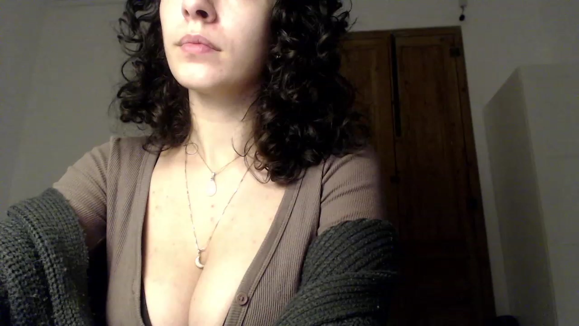Gallery image thumbnail from LolasPie's myfreecams stream on, 01/16/2023, 17:18 image 9 of 20