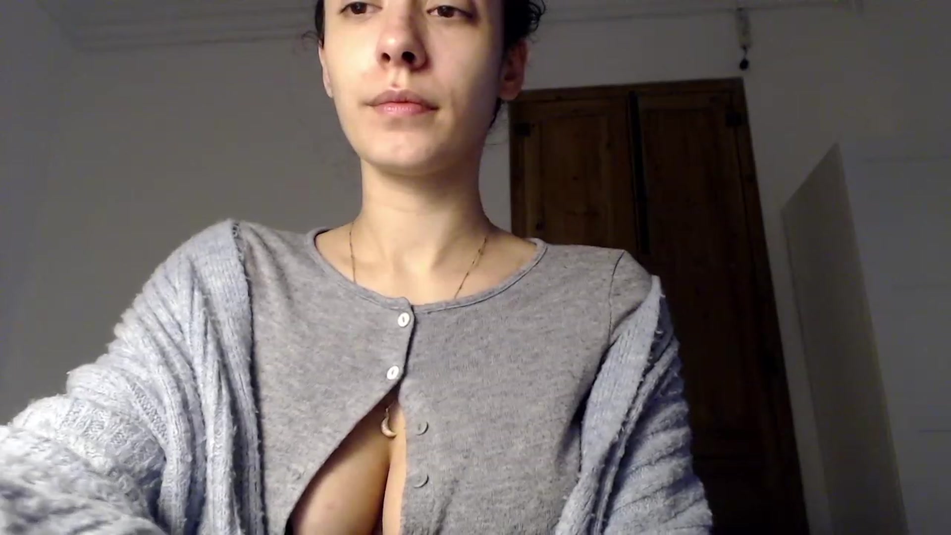 Gallery image thumbnail from LolasPie's myfreecams stream on, 02/12/2023, 18:32 image 3 of 20