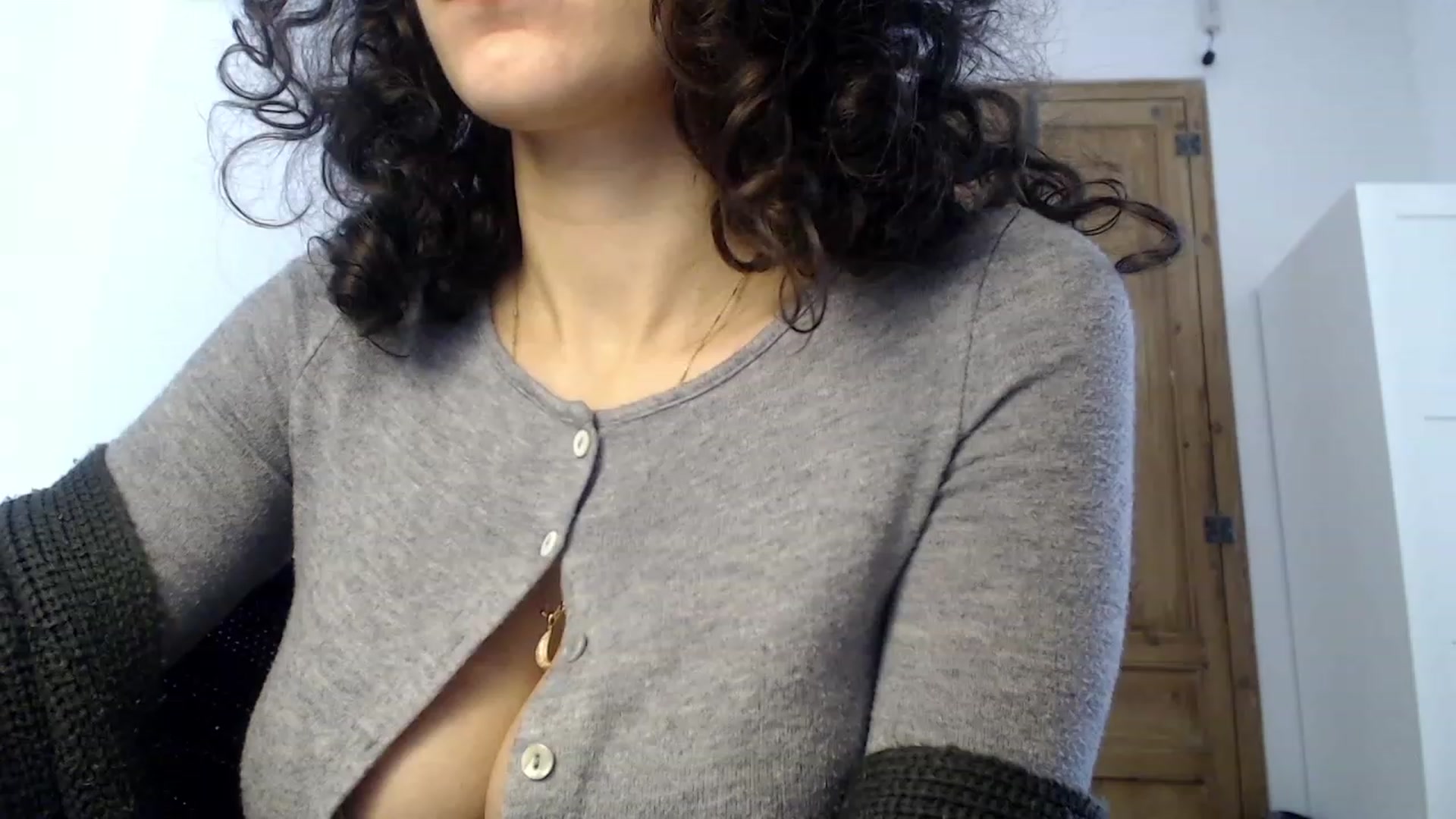 Gallery image thumbnail from LolasPie's myfreecams stream on, 04/17/2023, 10:14 image 18 of 20