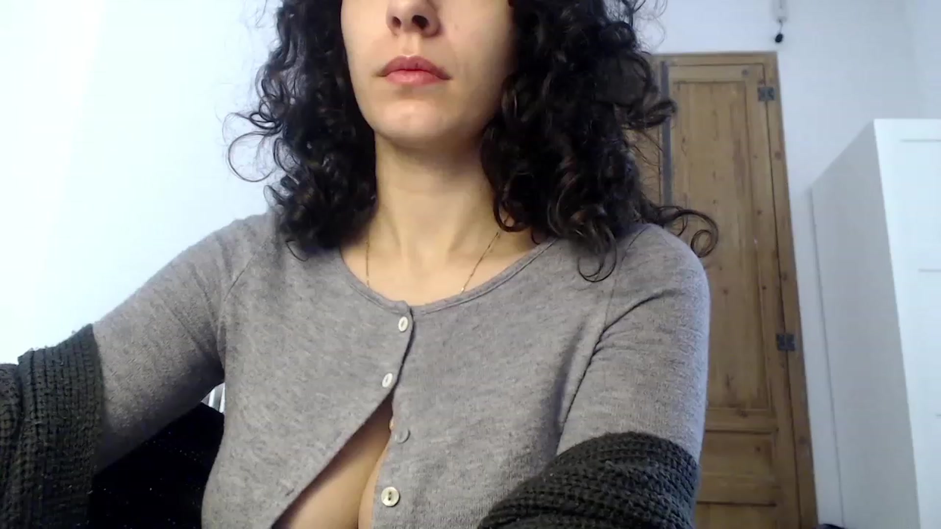 Gallery image thumbnail from LolasPie's myfreecams stream on, 04/17/2023, 10:14 image 19 of 20
