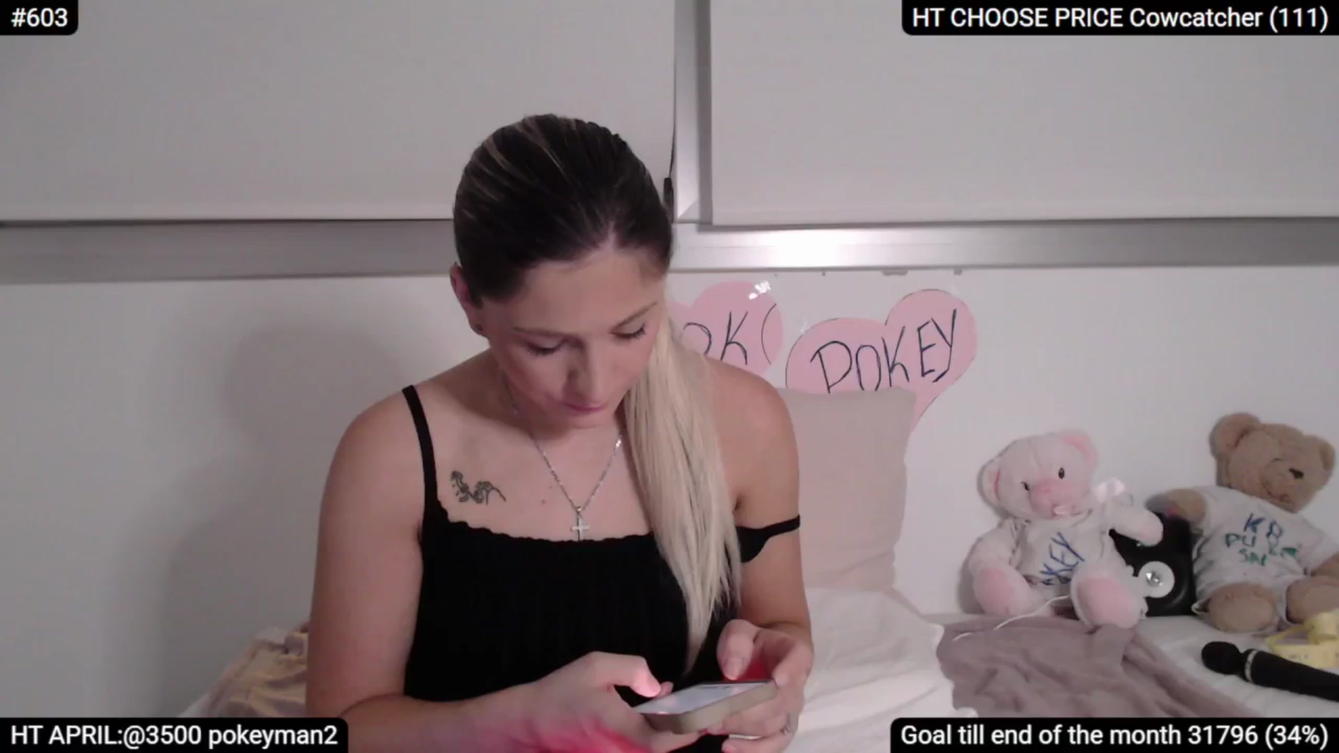 Gallery image thumbnail from LolasWorld's myfreecams stream on, 04/11/2025, 13:23 image 19 of 20