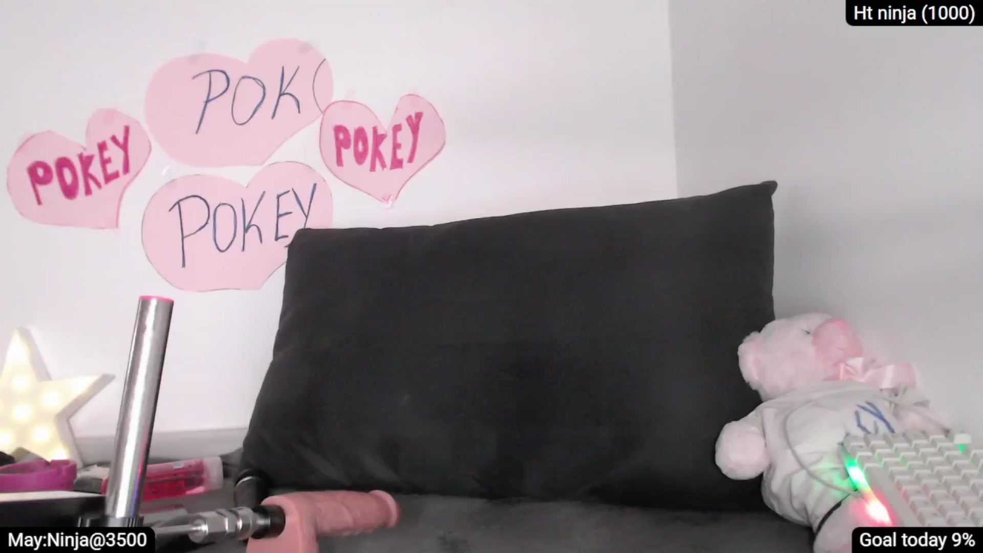 Gallery image thumbnail from LolasWorld's myfreecams stream on, 05/16/2025, 16:27 image 12 of 20