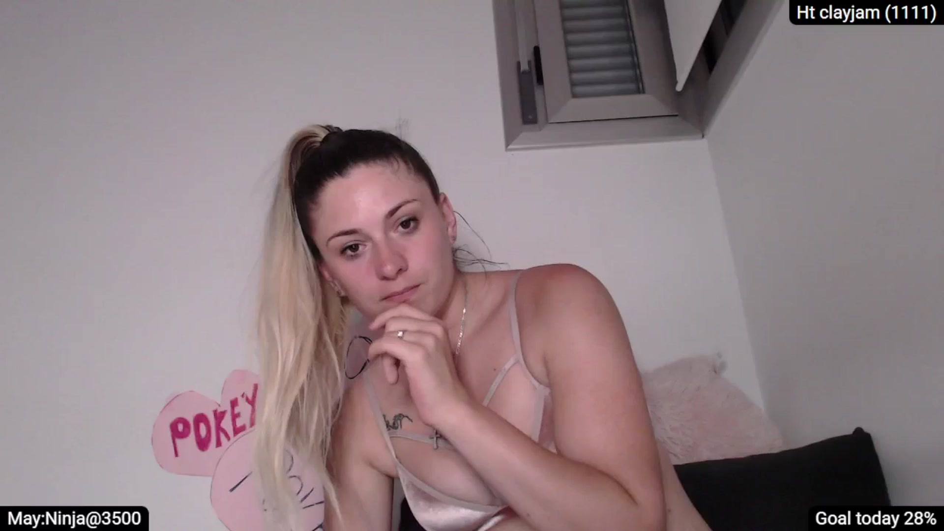 Gallery image thumbnail from LolasWorld's myfreecams stream on, 05/18/2025, 14:20 image 19 of 20