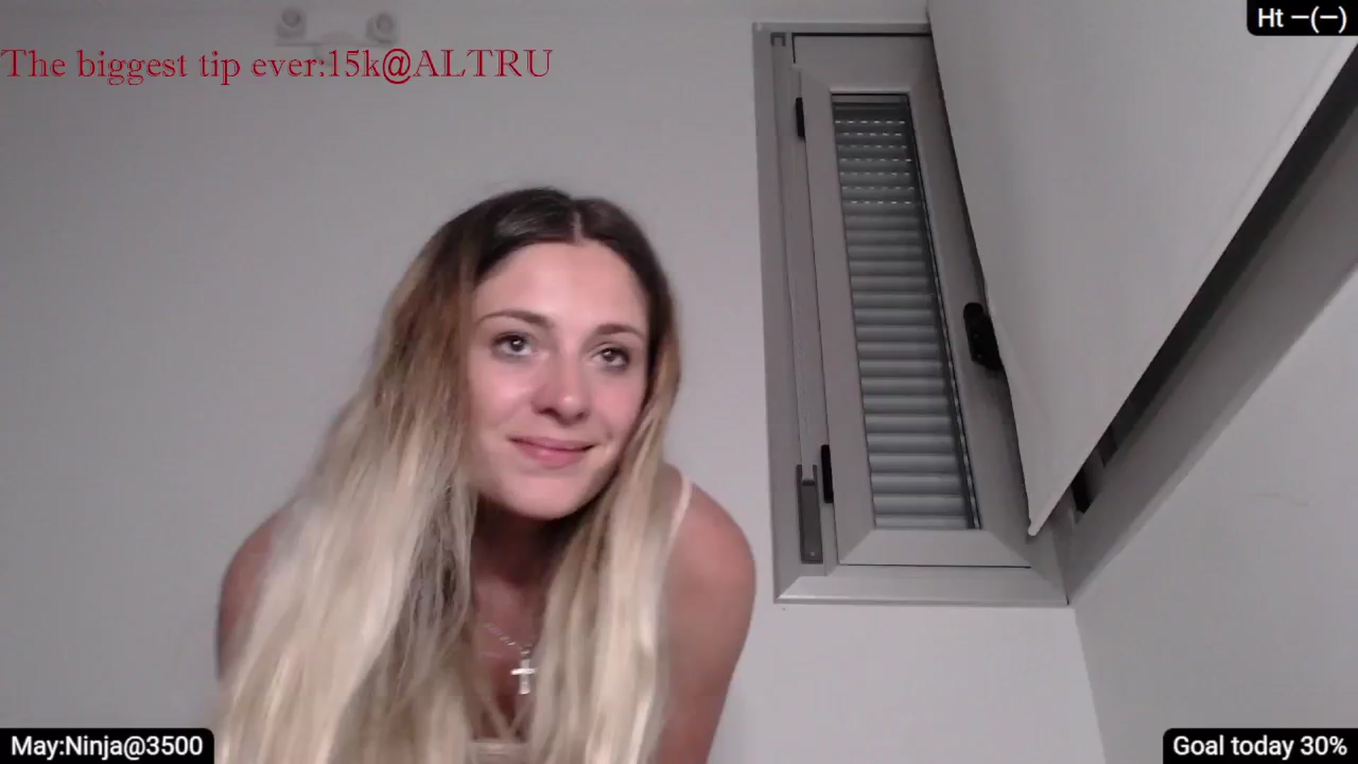 Gallery image thumbnail from LolasWorld's myfreecams stream on, 05/19/2025, 11:44 image 4 of 20