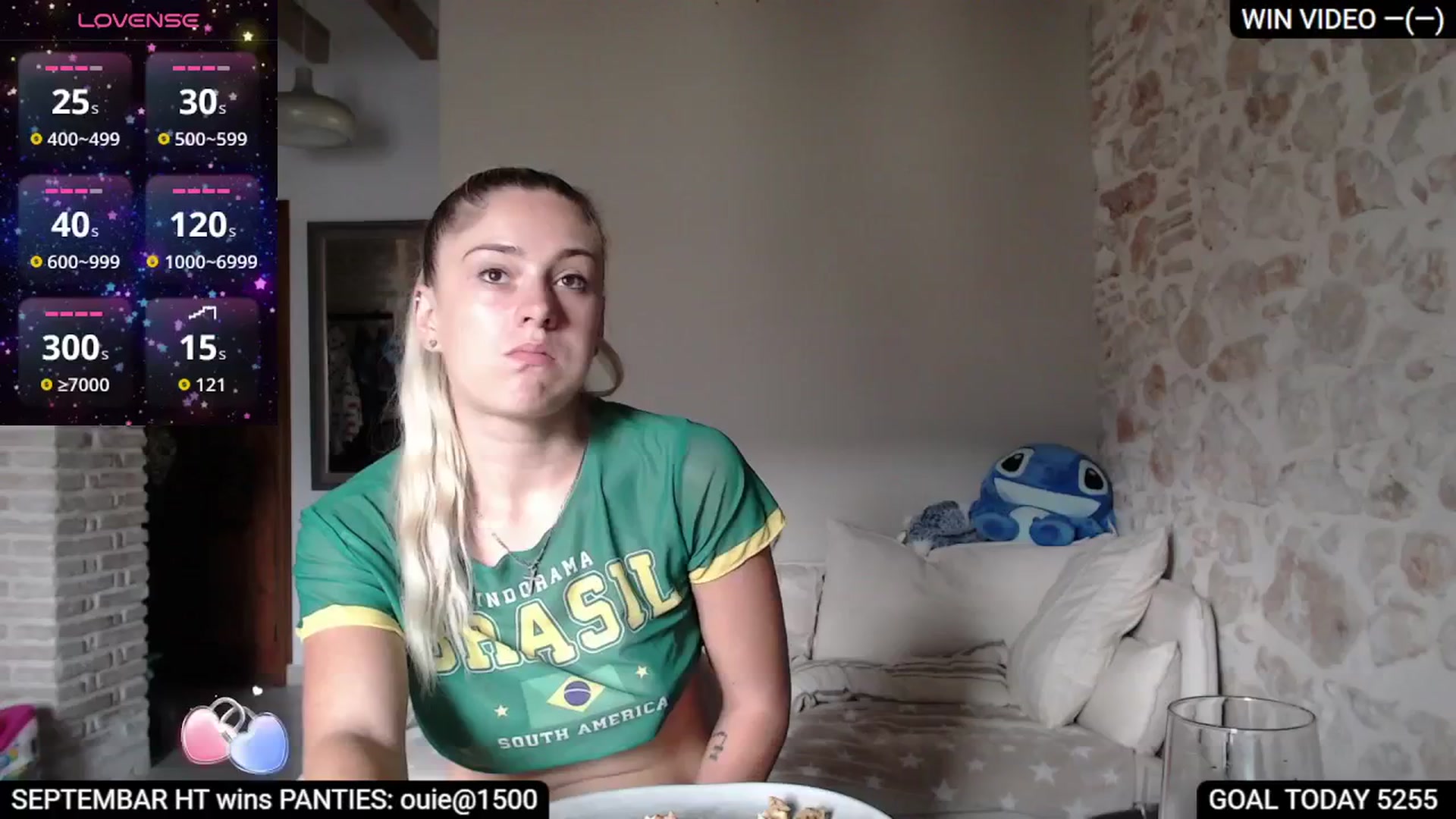 Gallery image thumbnail from LolasWorld's myfreecams stream on, 09/08/2025, 12:50 image 10 of 20