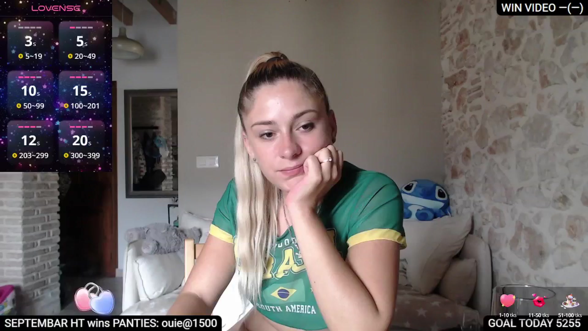 Gallery image thumbnail from LolasWorld's myfreecams stream on, 09/08/2025, 12:50 image 12 of 20