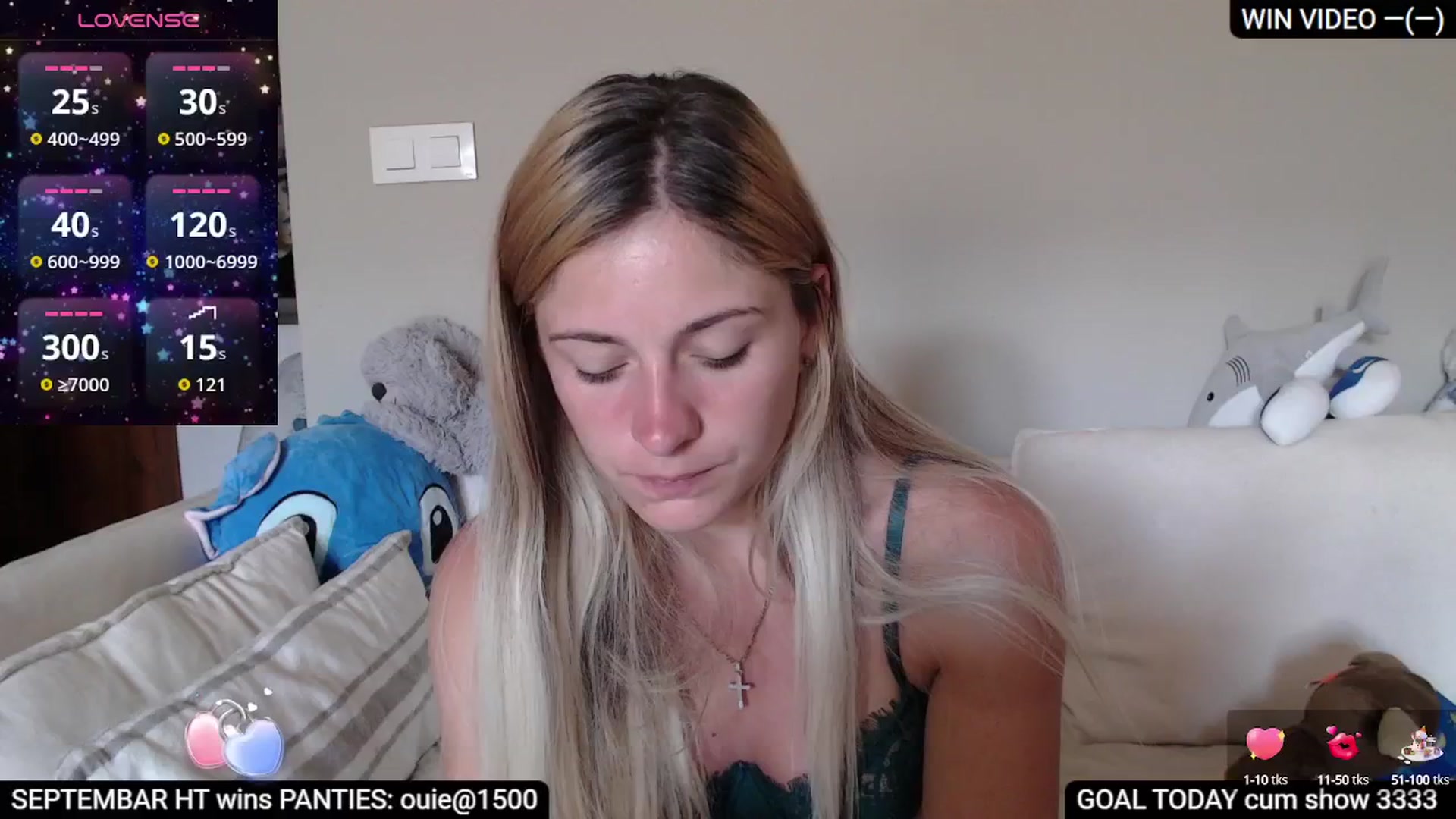 Gallery image thumbnail from LolasWorld's myfreecams stream on, 09/12/2025, 11:37 image 17 of 20