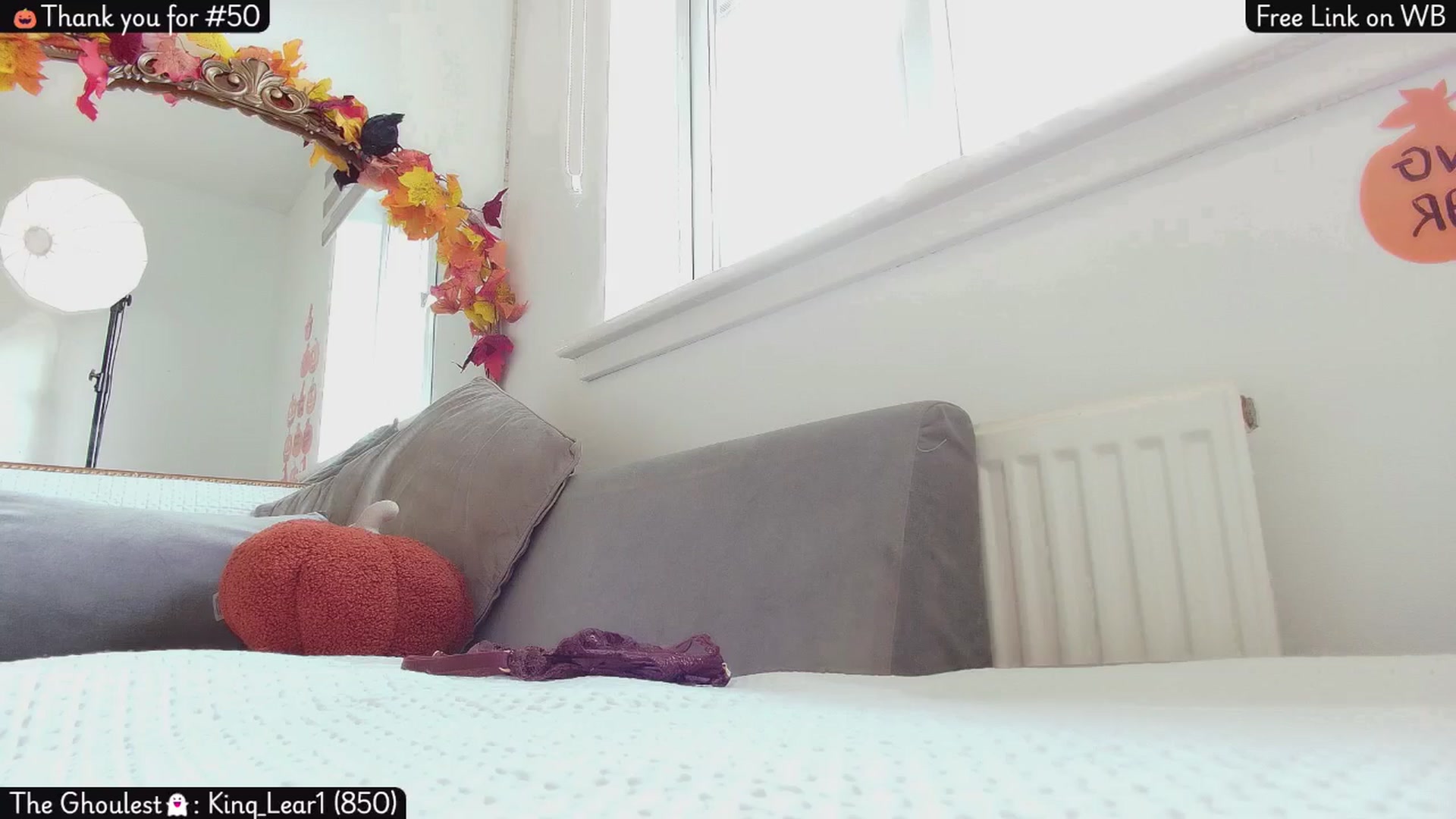 Gallery image thumbnail from Lolathorne's myfreecams stream on, 10/22/2025, 15:58 image 5 of 20