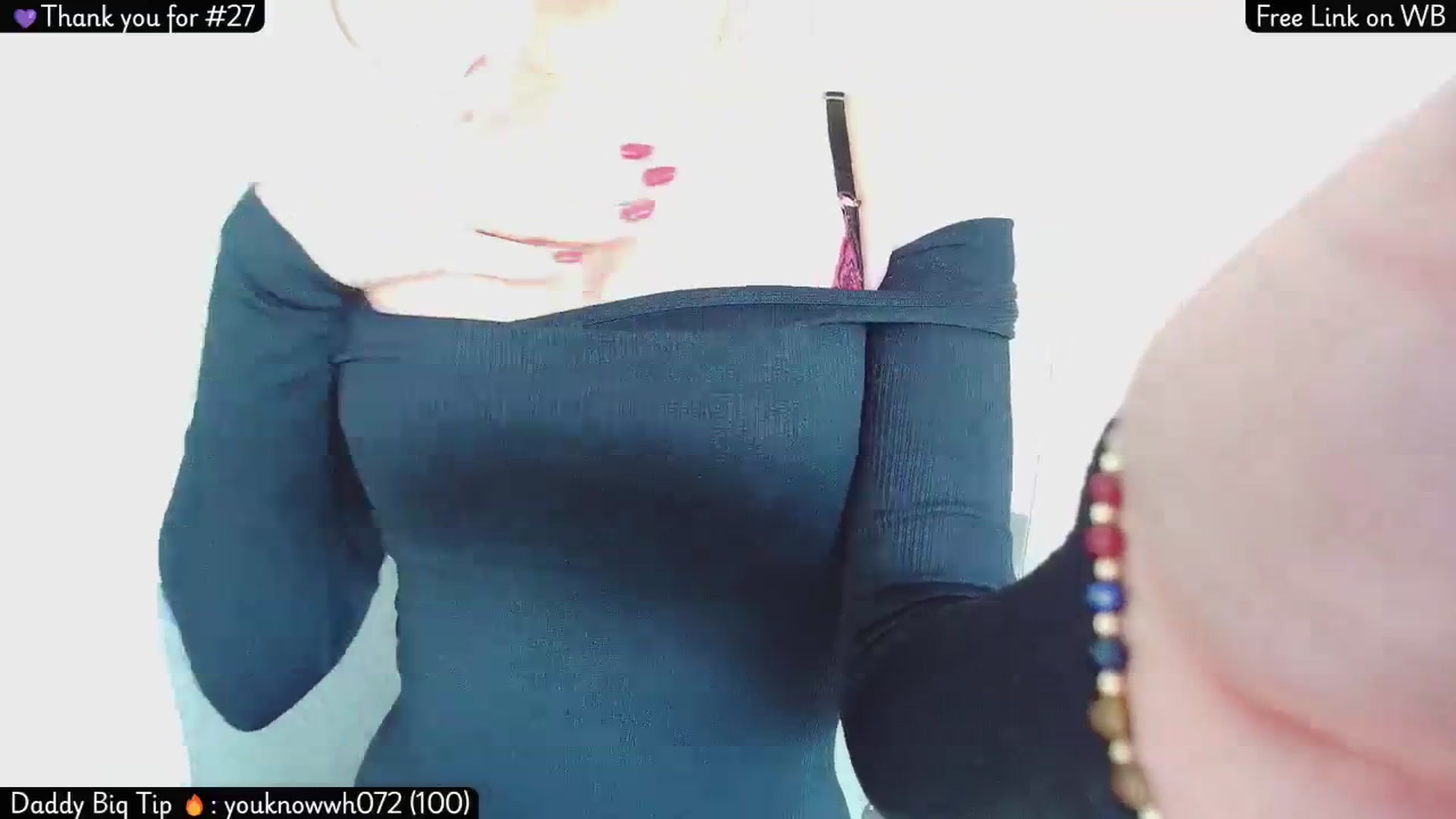 Gallery image thumbnail from Lolathorne's myfreecams stream on, 11/19/2025, 15:46 image 8 of 20