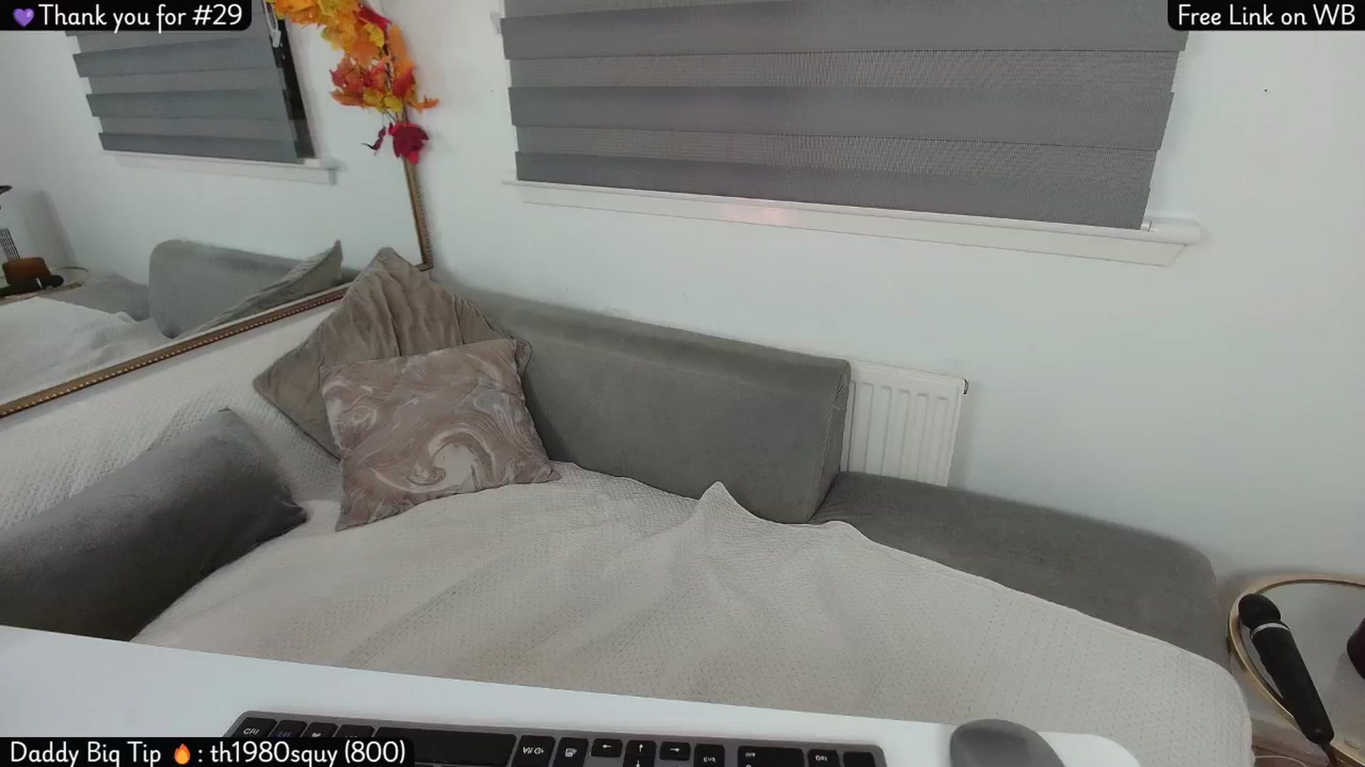 Gallery image thumbnail from Lolathorne's myfreecams stream on, 11/28/2025, 24:47 image 10 of 20