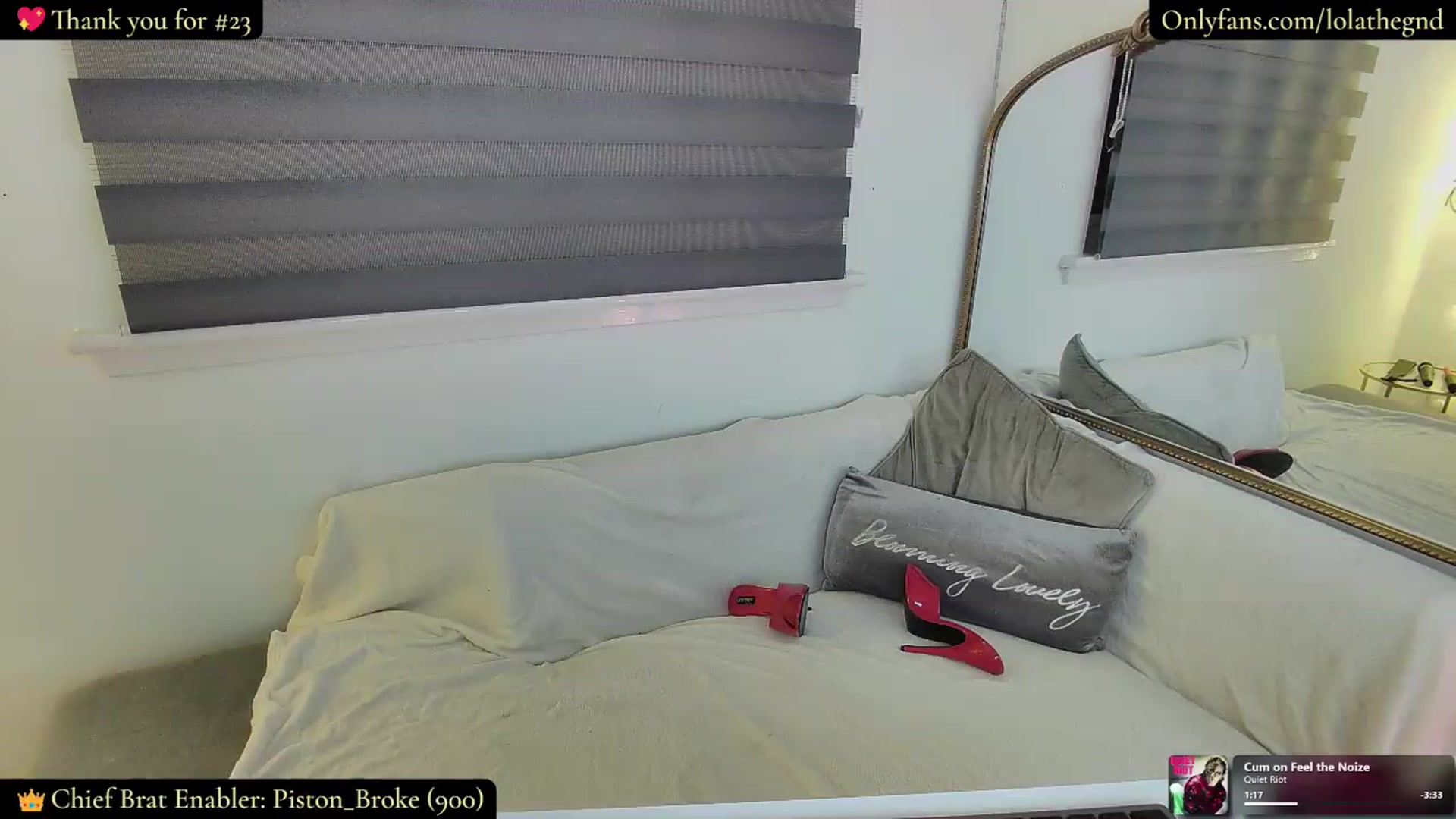 Gallery image thumbnail from Lolathorne's myfreecams stream on, 06/22/2026, 23:50 image 10 of 20