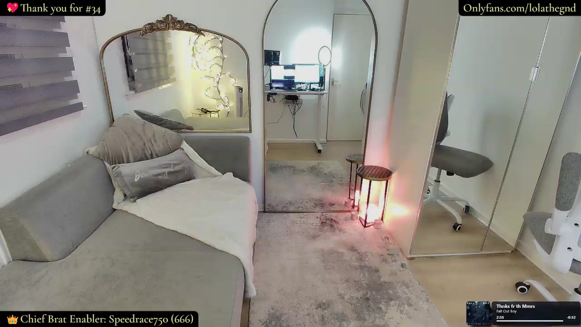 Gallery image thumbnail from Lolathorne's myfreecams stream on, 07/08/2026, 24:37 image 8 of 20