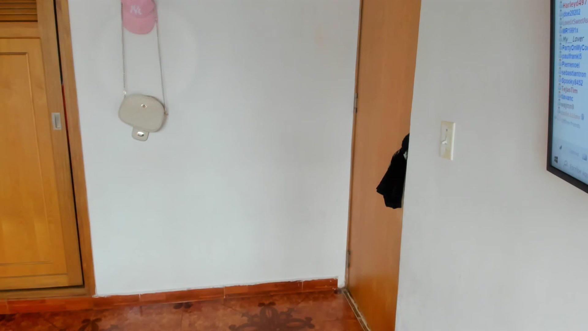 Gallery image thumbnail from Lolipopgomez's myfreecams stream on, 12/26/2022, 16:57 image 4 of 20