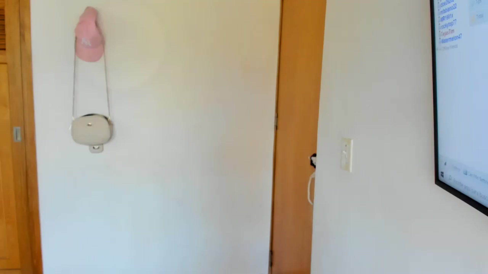 Gallery image thumbnail from Lolipopgomez's myfreecams stream on, 12/31/2022, 15:14 image 1 of 20