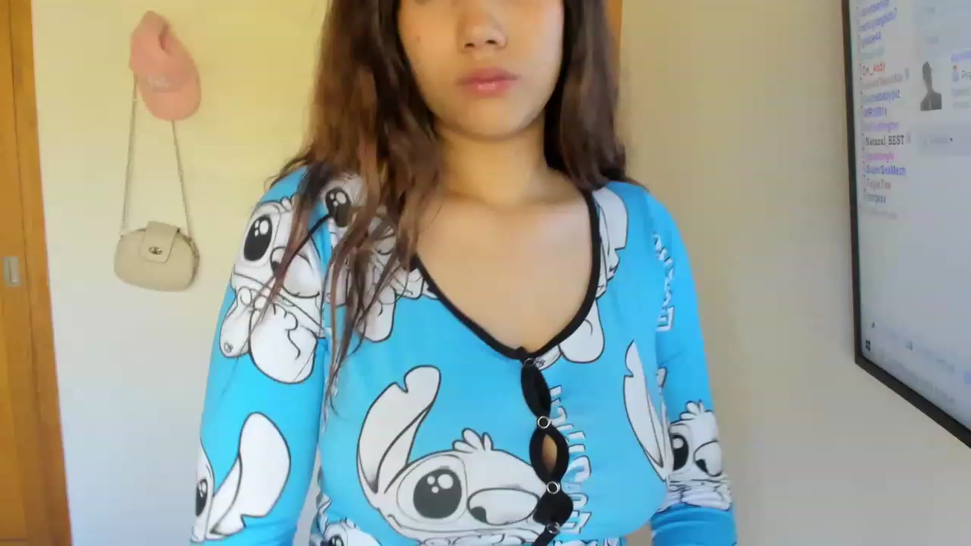 Gallery image thumbnail from Lolipopgomez's myfreecams stream on, 01/04/2023, 17:58 image 18 of 20