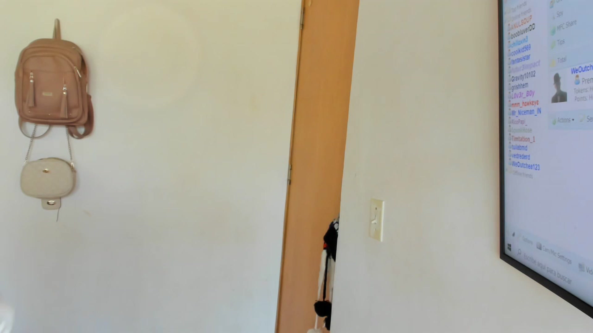 Gallery image thumbnail from Lolipopgomez's myfreecams stream on, 01/13/2023, 16:55 image 14 of 20
