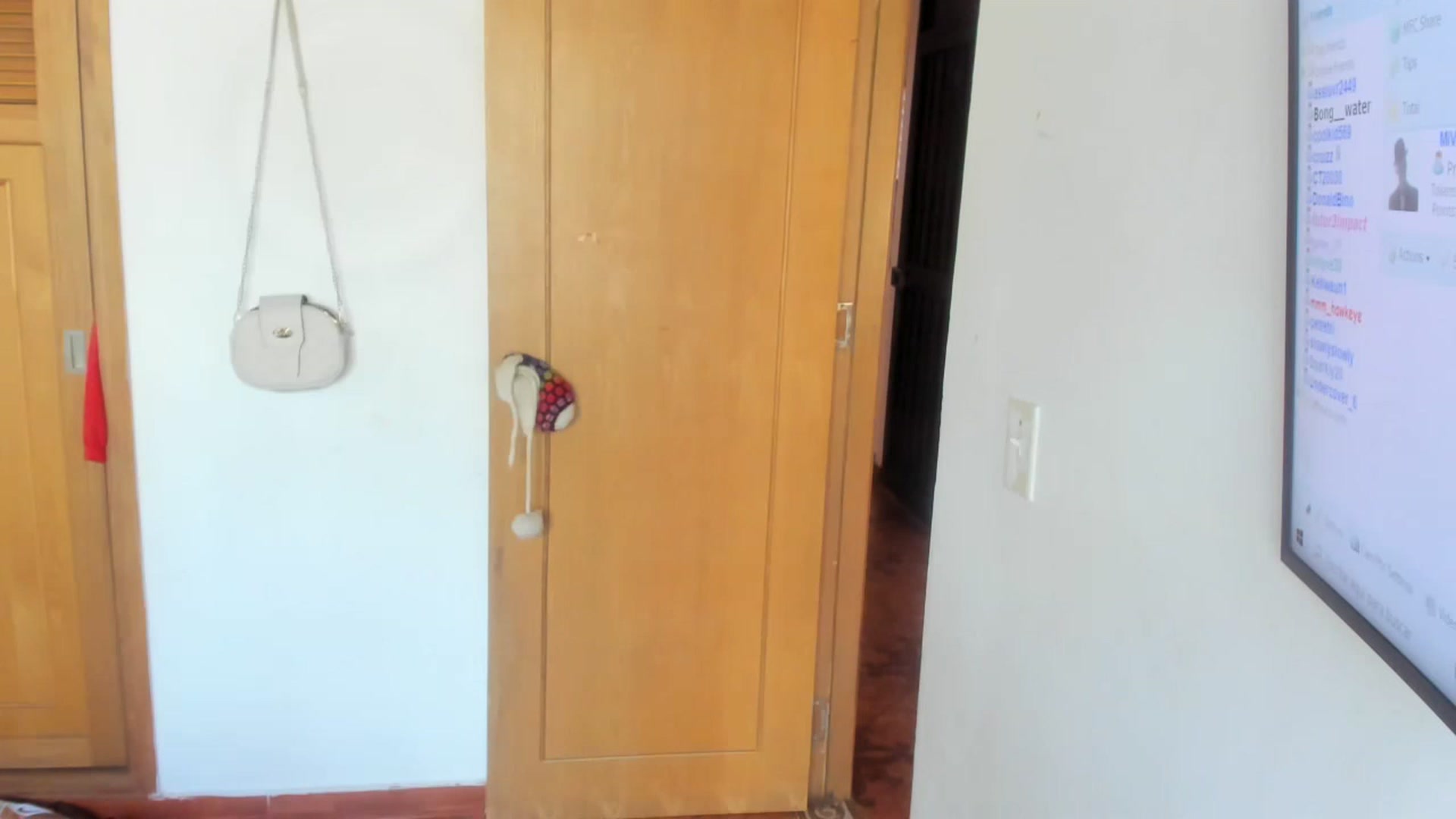 Gallery image thumbnail from Lolipopgomez's myfreecams stream on, 01/25/2023, 16:31 image 17 of 20