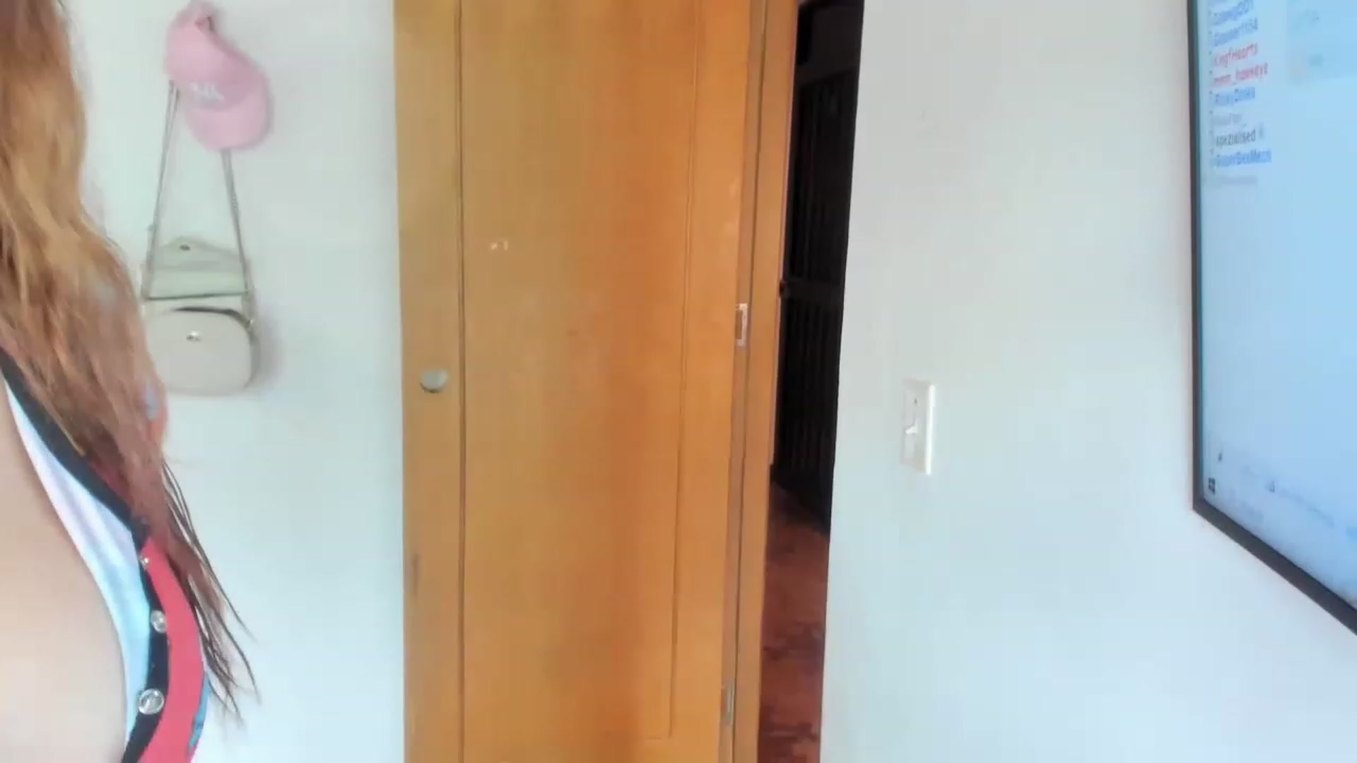 Gallery image thumbnail from Lolipopgomez's myfreecams stream on, 02/14/2023, 16:23 image 11 of 20