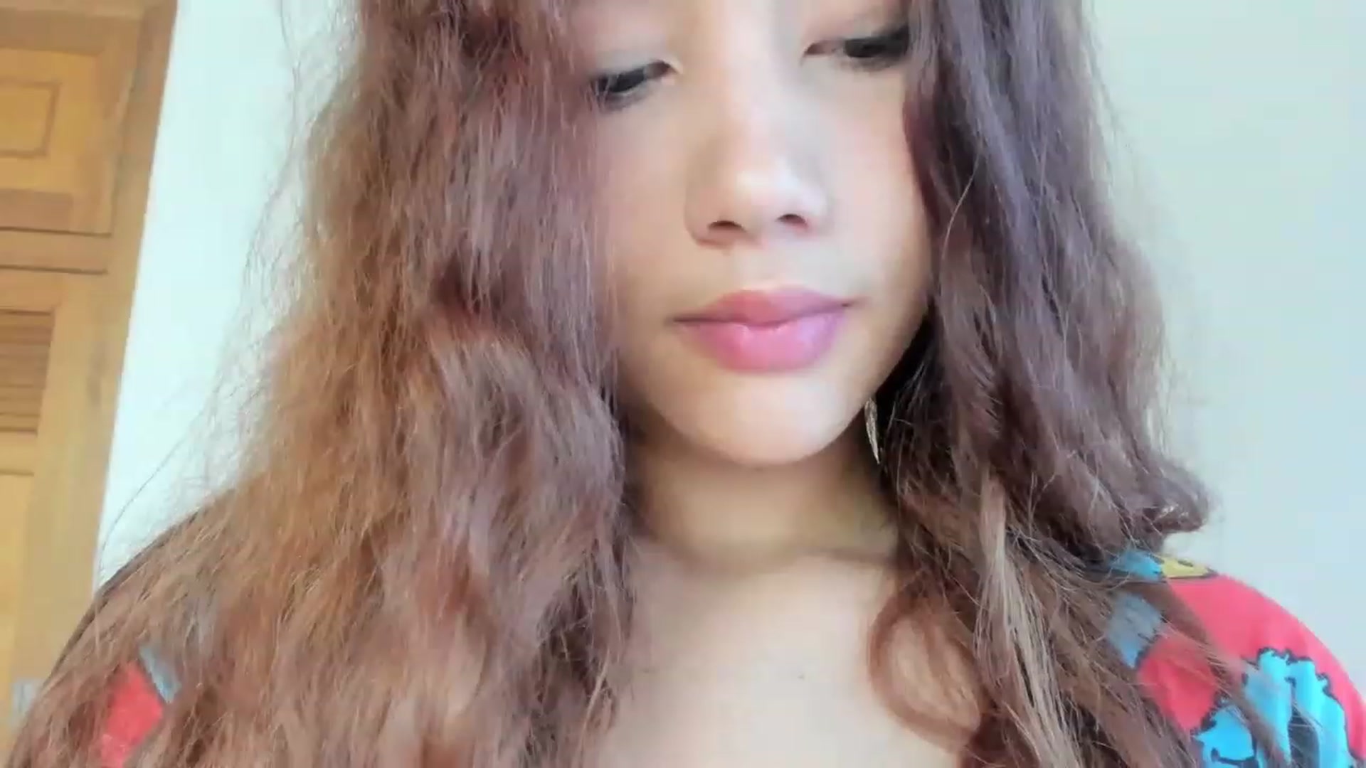 Gallery image thumbnail from Lolipopgomez's myfreecams stream on, 02/14/2023, 16:23 image 19 of 20