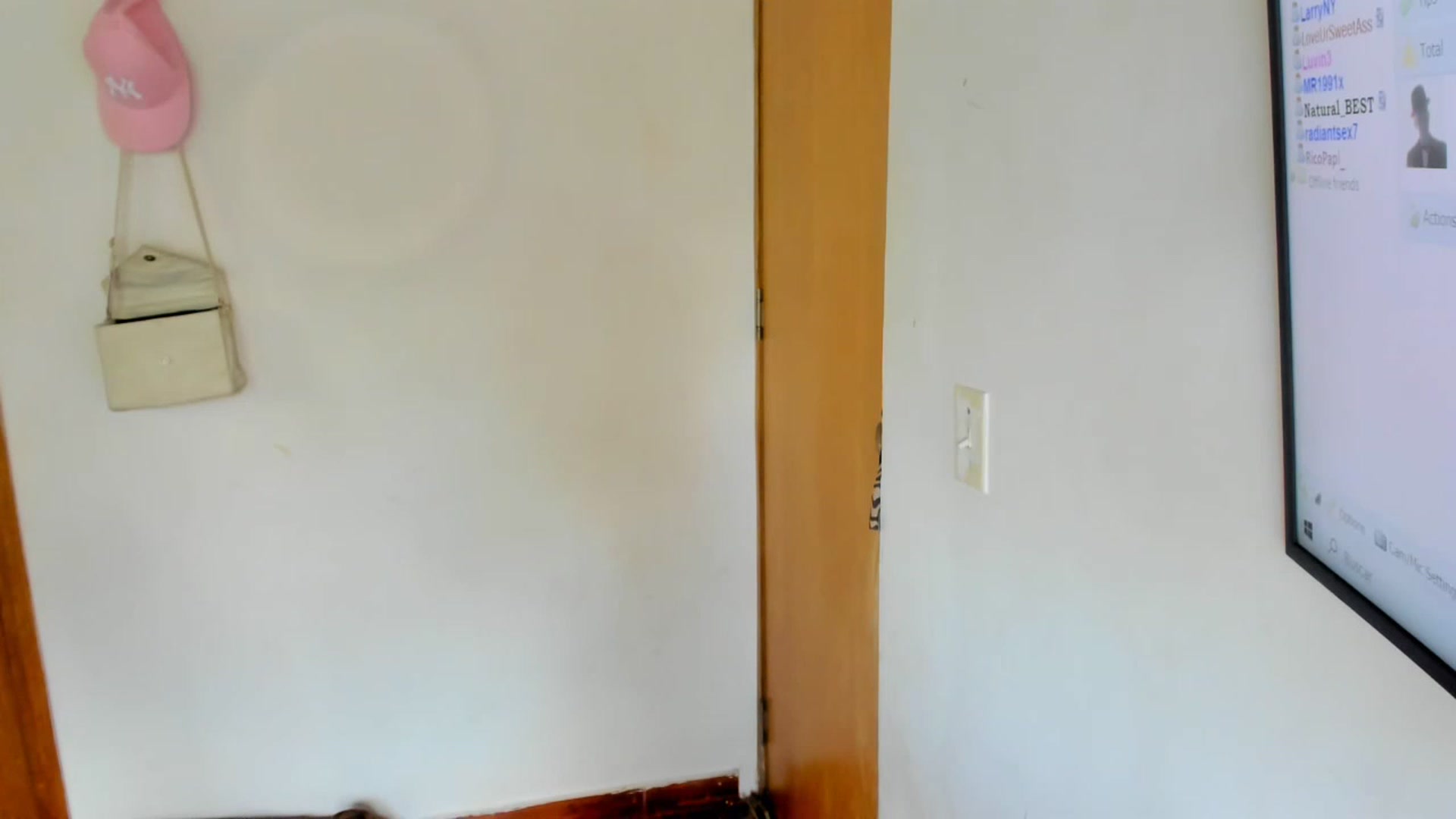 Gallery image thumbnail from Lolipopgomez's myfreecams stream on, 02/17/2023, 16:49 image 12 of 20