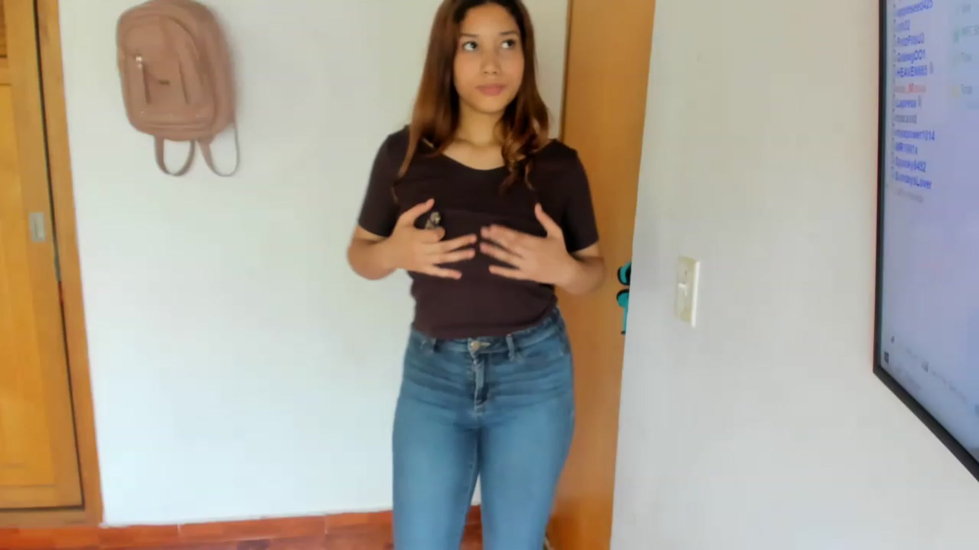 Gallery image thumbnail from Lolipopgomez's myfreecams stream on, 03/04/2023, 18:04 image 13 of 20