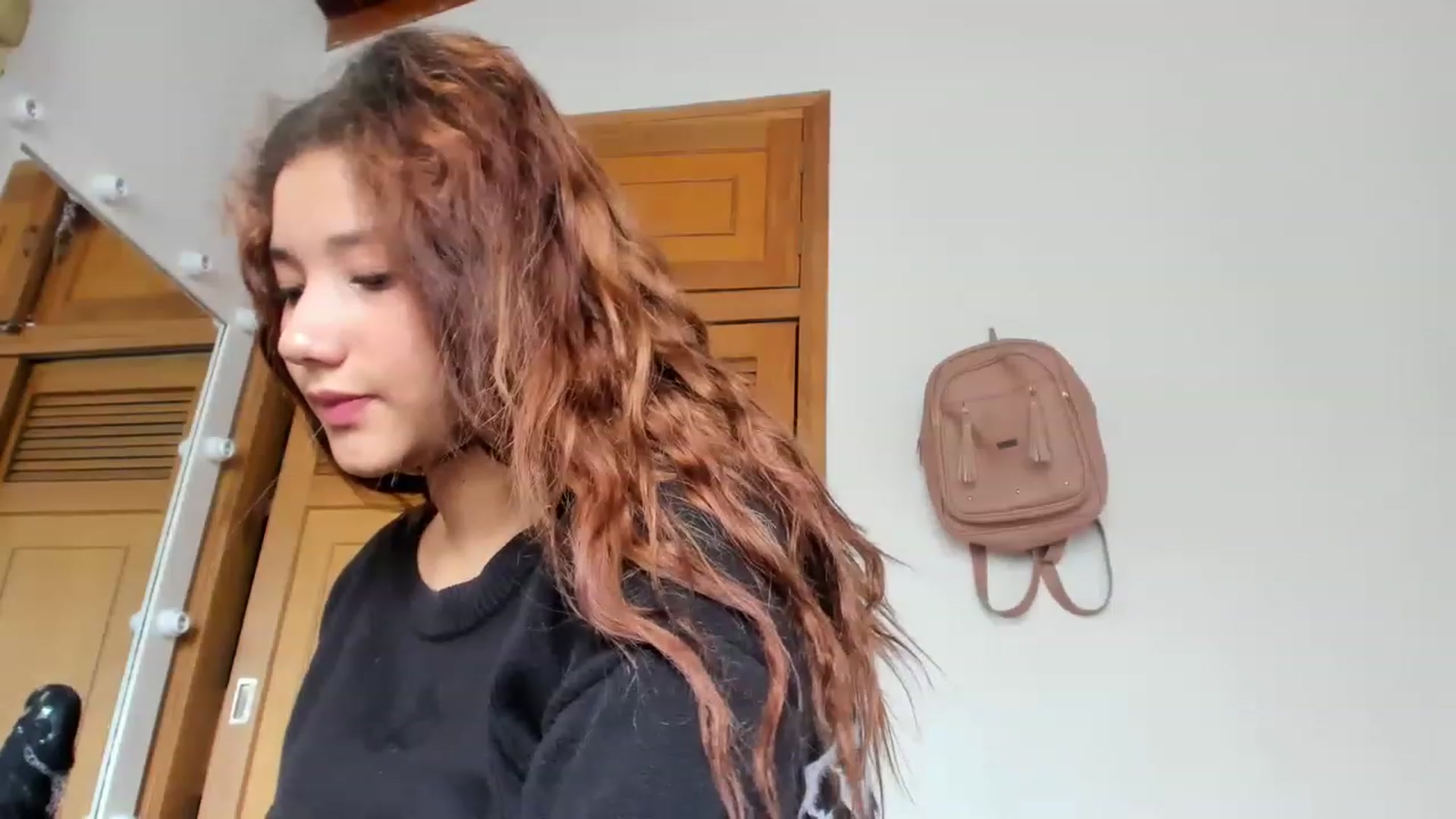Gallery image thumbnail from Lolipopgomez's myfreecams stream on, 03/06/2023, 18:36 image 3 of 20