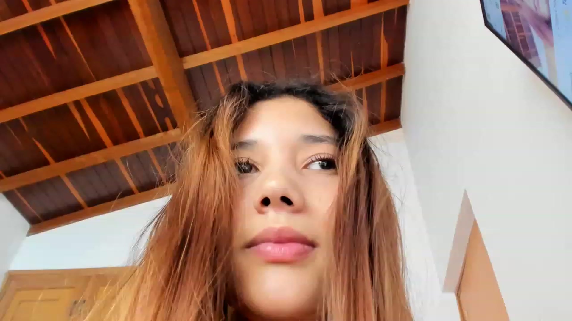 Gallery image thumbnail from Lolipopgomez's myfreecams stream on, 05/20/2023, 17:52 image 11 of 20
