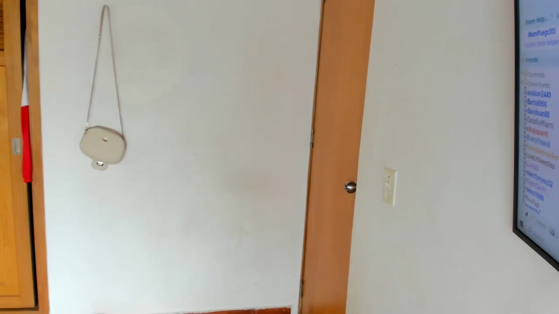 Gallery image thumbnail from Lolipopgomez's myfreecams stream on, 05/23/2023, 15:21 image 16 of 20
