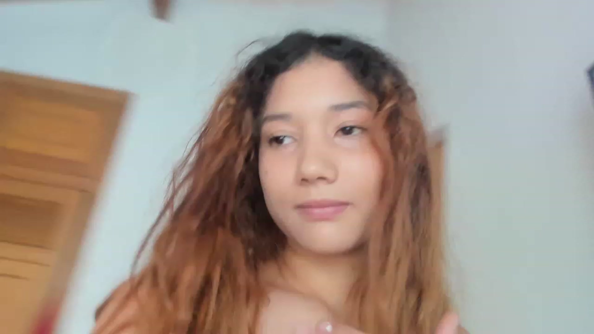Gallery image thumbnail from Lolipopgomez's myfreecams stream on, 06/21/2023, 14:35 image 16 of 20