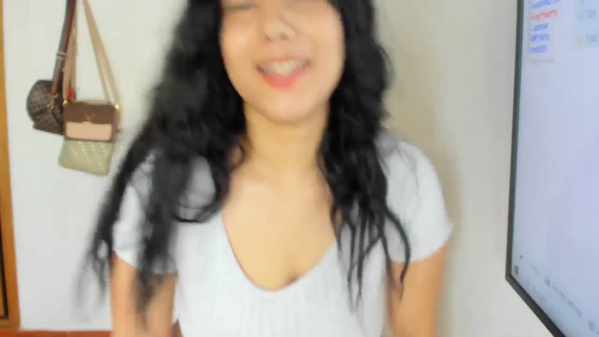 Gallery image thumbnail from Lolipopgomez's myfreecams stream on, 05/11/2024, 15:31 image 11 of 20