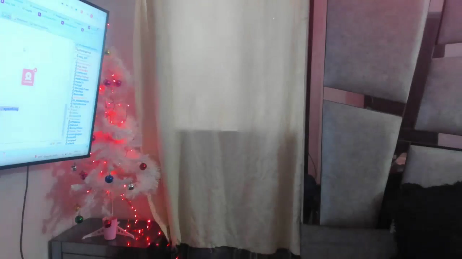 Gallery image thumbnail from Lolipopgomez's myfreecams stream on, 12/02/2024, 13:12 image 14 of 20