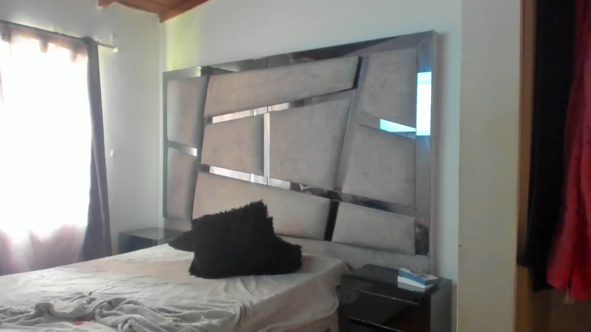Gallery image thumbnail from Lolipopgomez's myfreecams stream on, 05/26/2025, 17:14 image 13 of 20