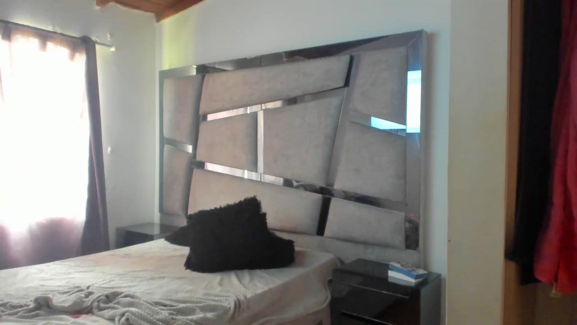 Gallery image thumbnail from Lolipopgomez's myfreecams stream on, 05/26/2025, 17:14 image 12 of 20