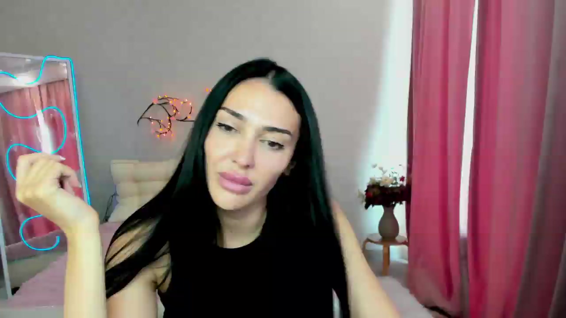 Gallery image thumbnail from Lolla_FoxX's myfreecams stream on, 08/14/2026, 13:15 image 2 of 20