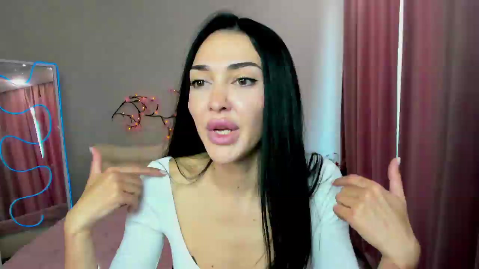 Gallery image thumbnail from Lolla_FoxX's myfreecams stream on, 08/15/2026, 08:31 image 6 of 20