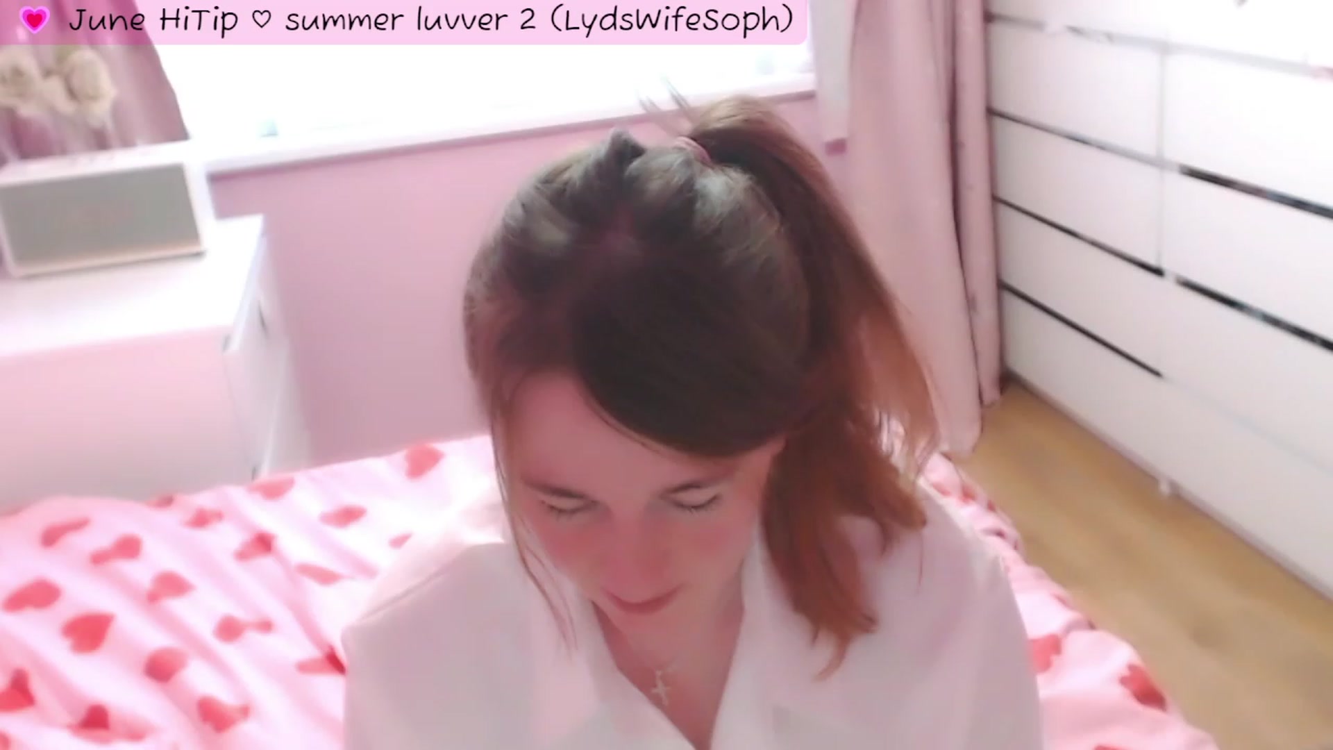 Gallery image thumbnail from Lollaleeloo's myfreecams stream on, 06/02/2023, 20:49 image 1 of 20
