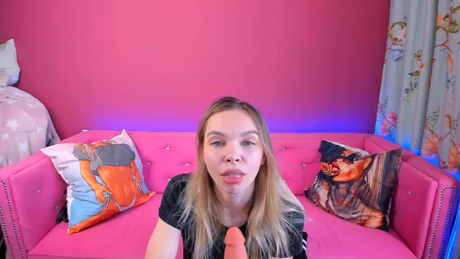 Gallery image thumbnail from Lolly_Goddess's myfreecams stream on, 05/26/2024, 12:24 image 2 of 20