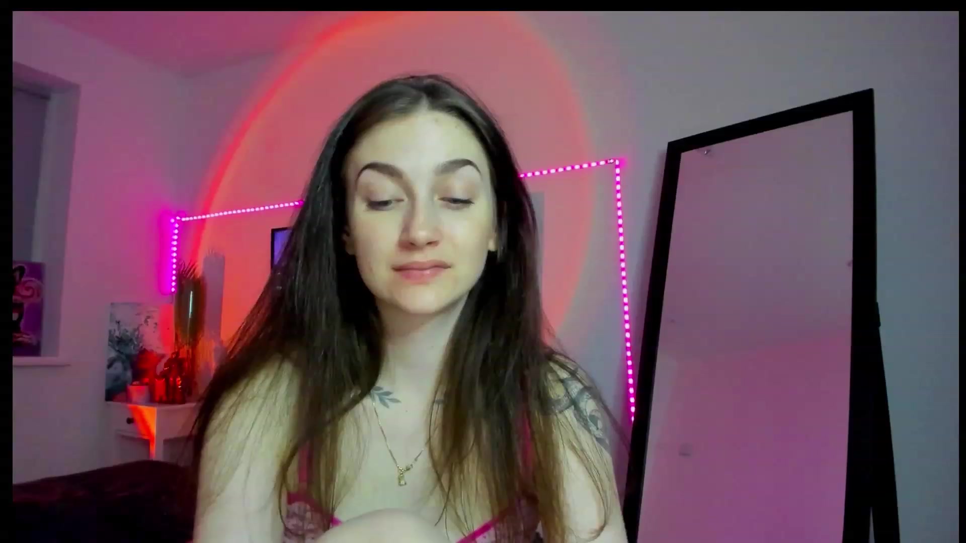 Gallery image thumbnail from Lolly__Pop__'s myfreecams stream on, 09/06/2023, 22:28 image 10 of 20