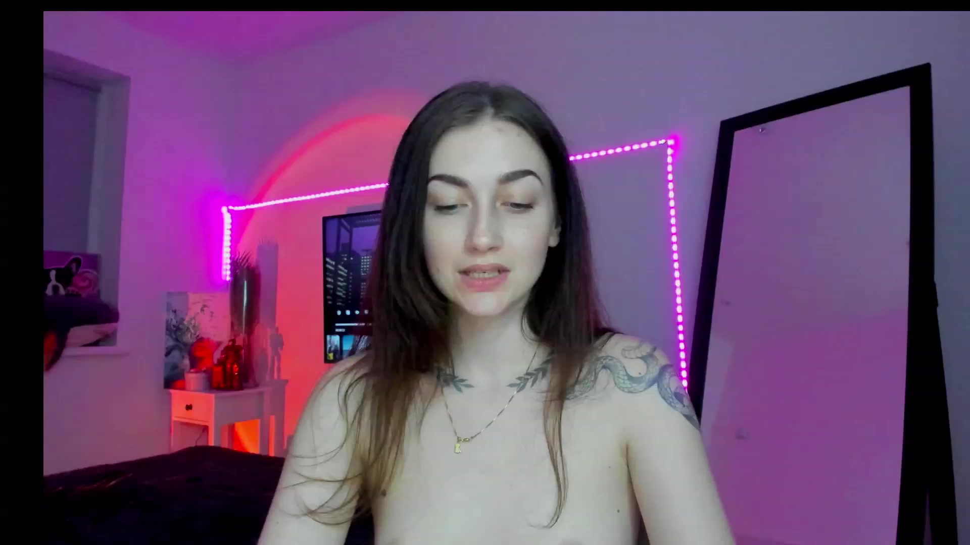 Gallery image thumbnail from Lolly__Pop__'s myfreecams stream on, 09/08/2023, 20:59 image 10 of 20