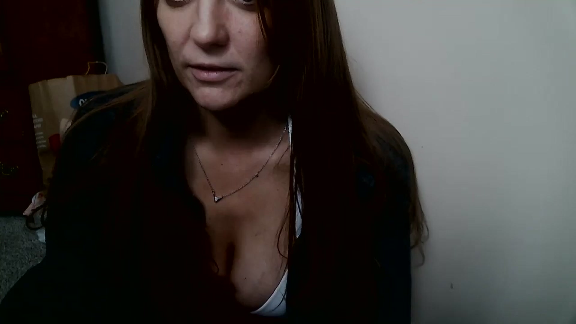 Gallery image thumbnail from Lolokitty33's myfreecams stream on, 01/10/2026, 16:51 image 16 of 20