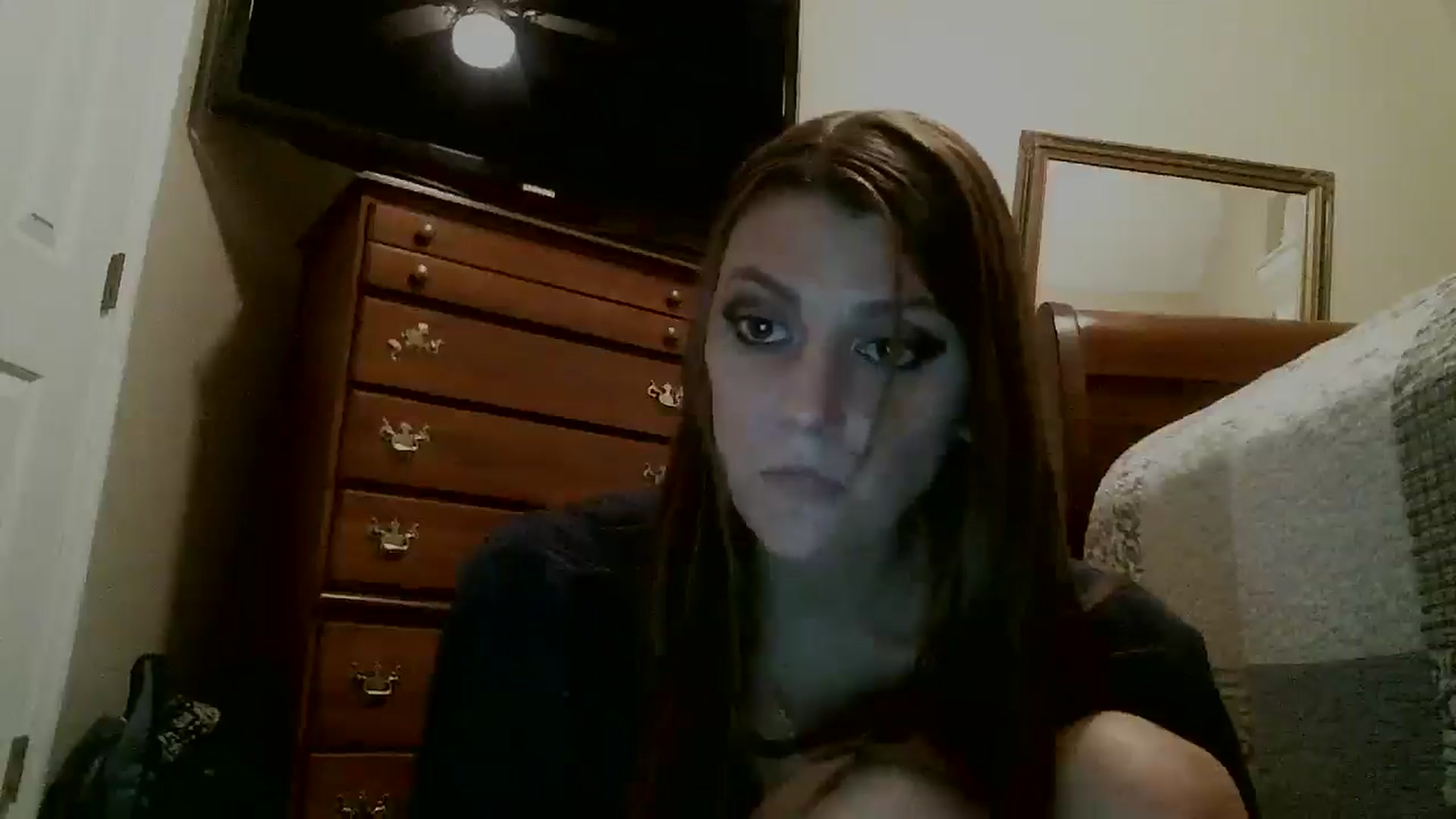 Gallery image thumbnail from Lolokitty33's myfreecams stream on, 01/12/2026, 11:39 image 13 of 20