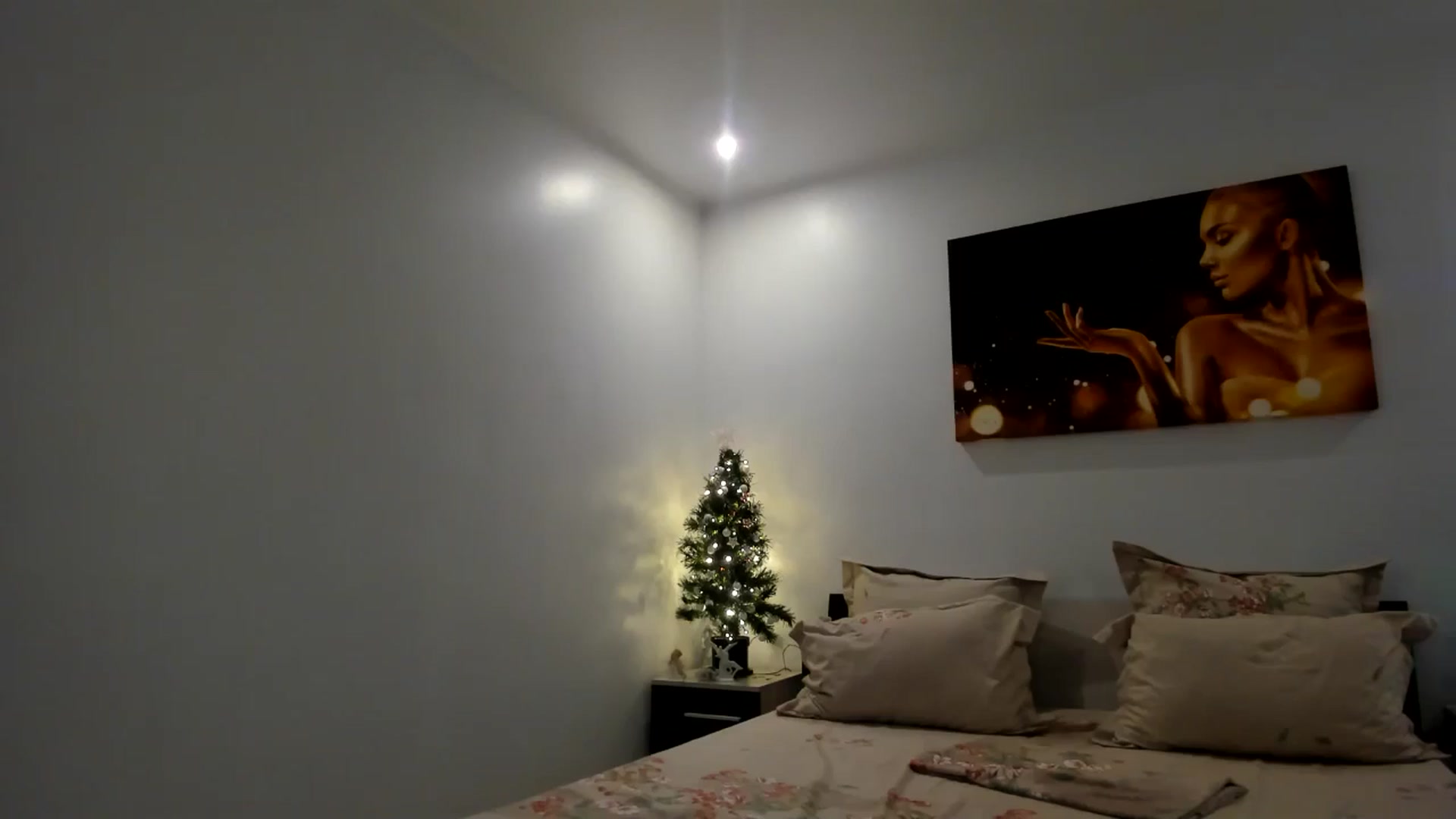 Gallery image thumbnail from LolyBetty's myfreecams stream on, 12/12/2024, 06:19 image 13 of 20