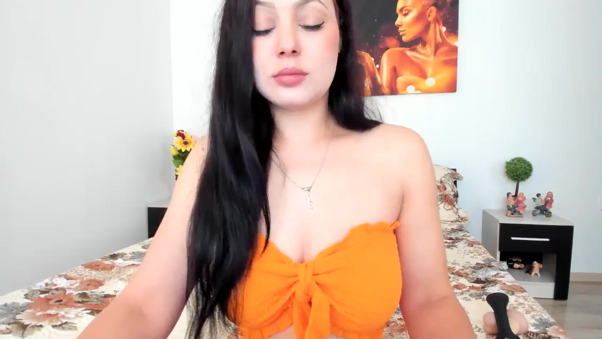 Gallery image thumbnail from LolyBetty's myfreecams stream on, 04/21/2025, 05:11 image 4 of 20