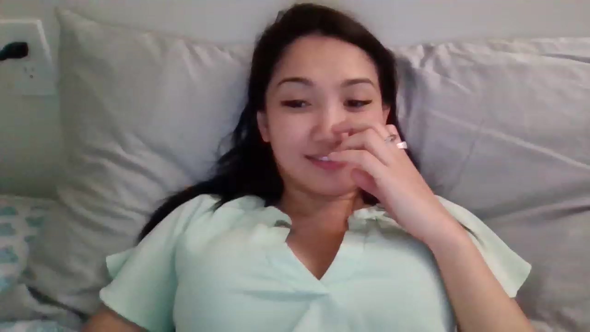 Gallery image thumbnail from LondonTipton's myfreecams stream on, 08/17/2023, 05:06 image 10 of 20